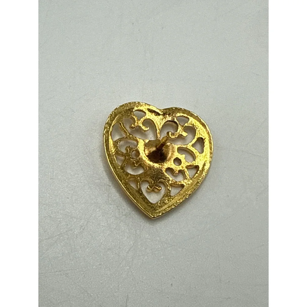 Vintage Gold Tone Openwork Filigree Heart Lapel Pin Brooch Romantic Jewelry